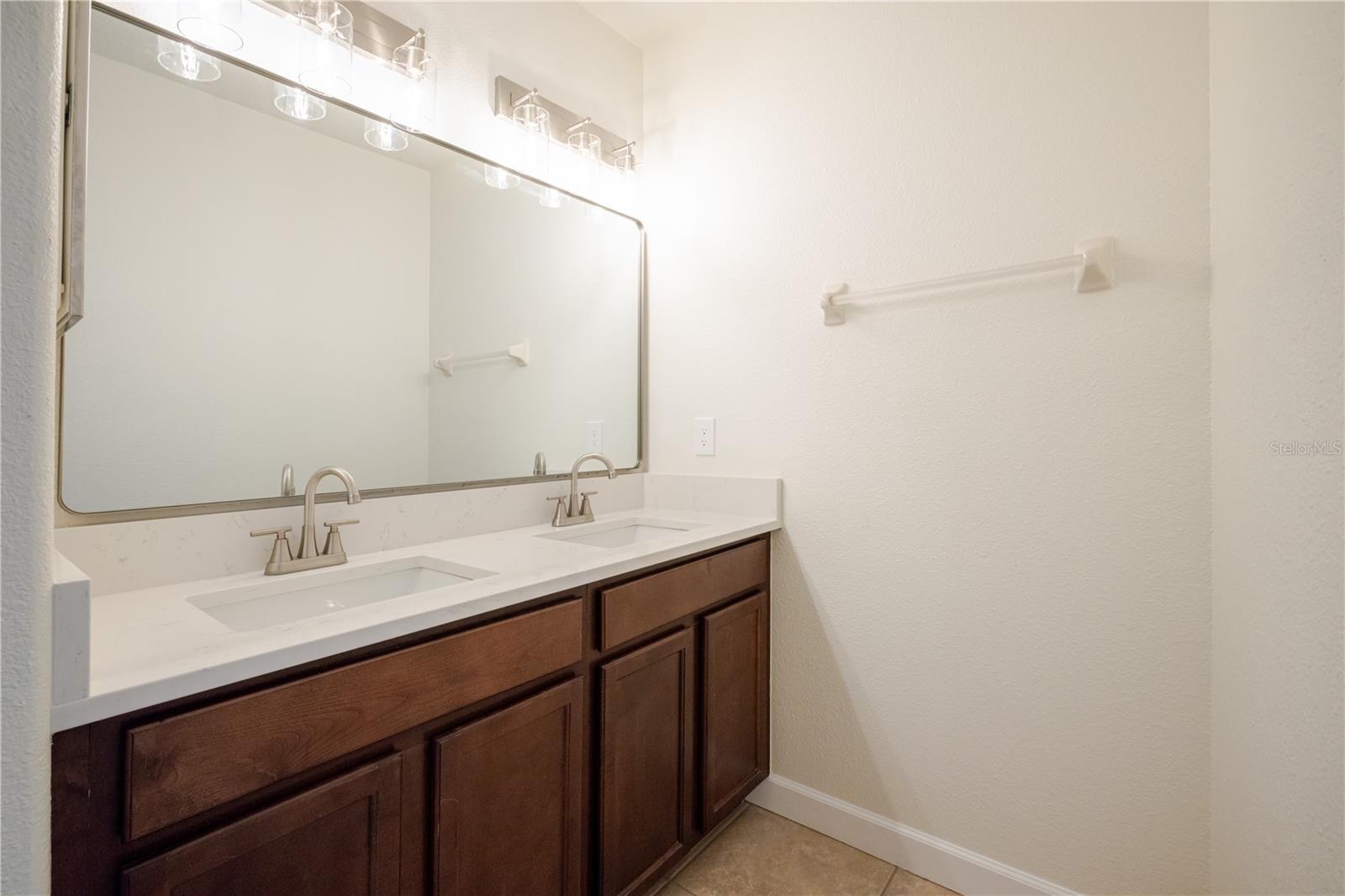 Image 23 of 67 For 2306 Richwood Pike Drive