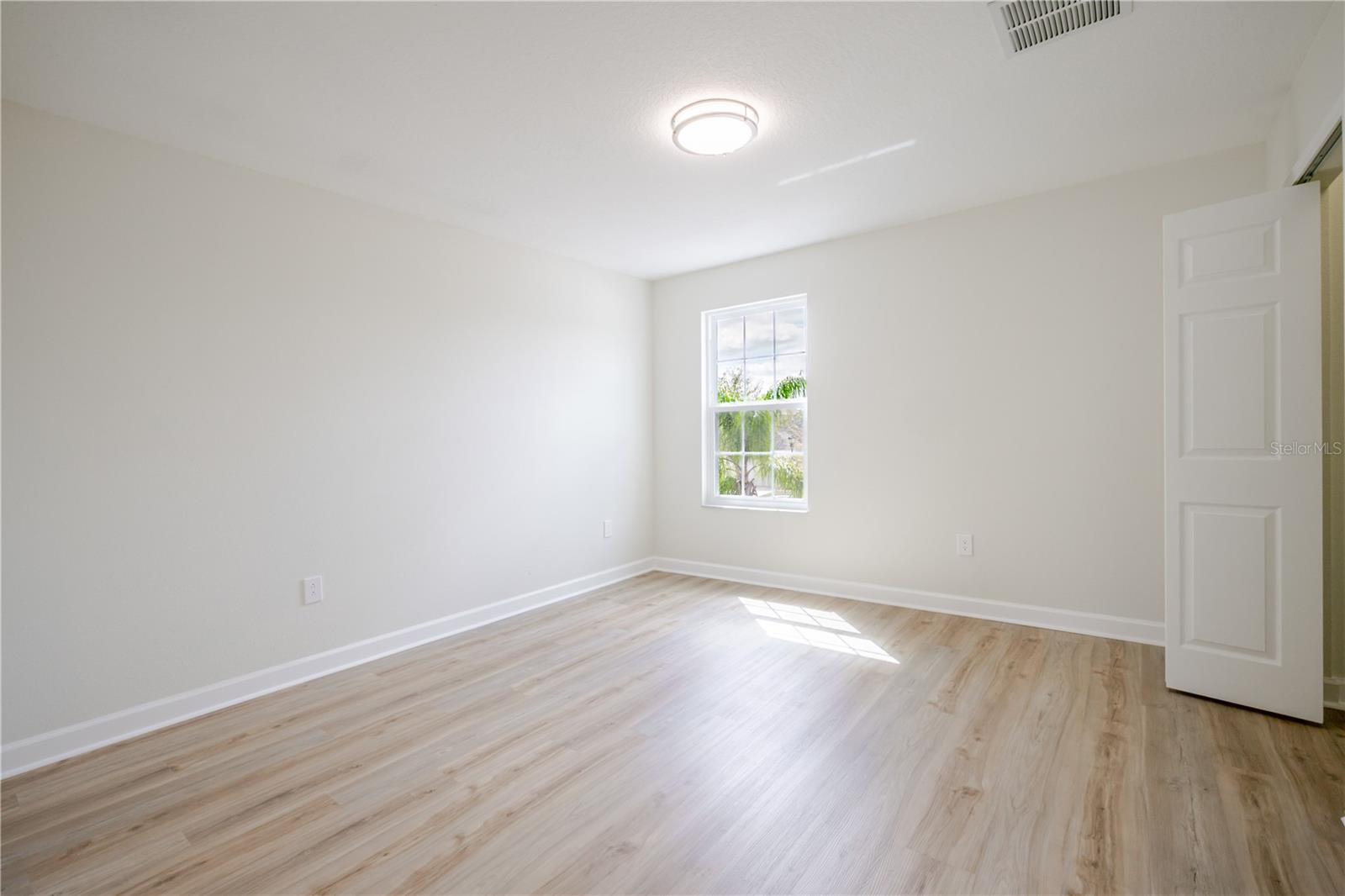 Image 41 of 67 For 2306 Richwood Pike Drive