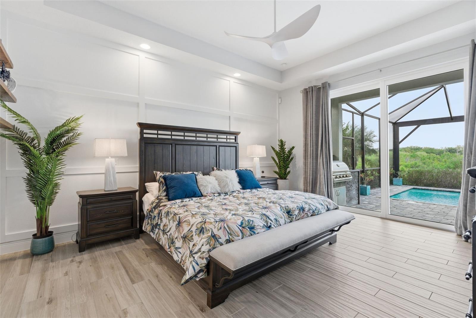 Image 16 of 46 For 8245 Grande Shores Drive