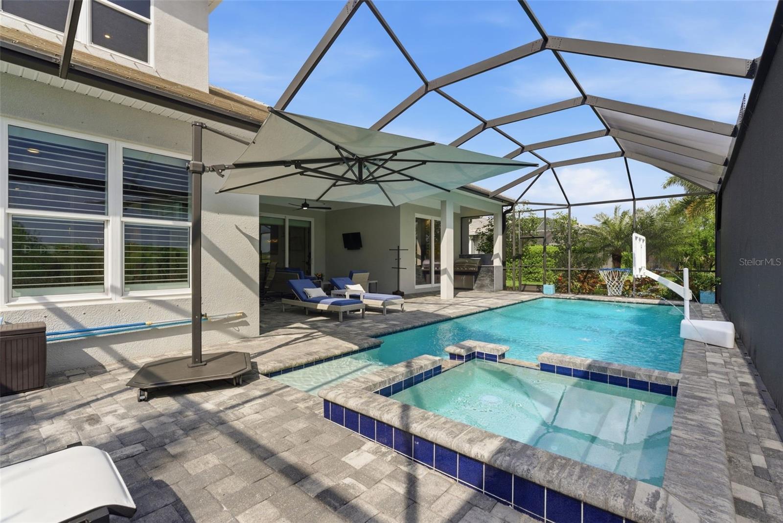 Image 25 of 46 For 8245 Grande Shores Drive