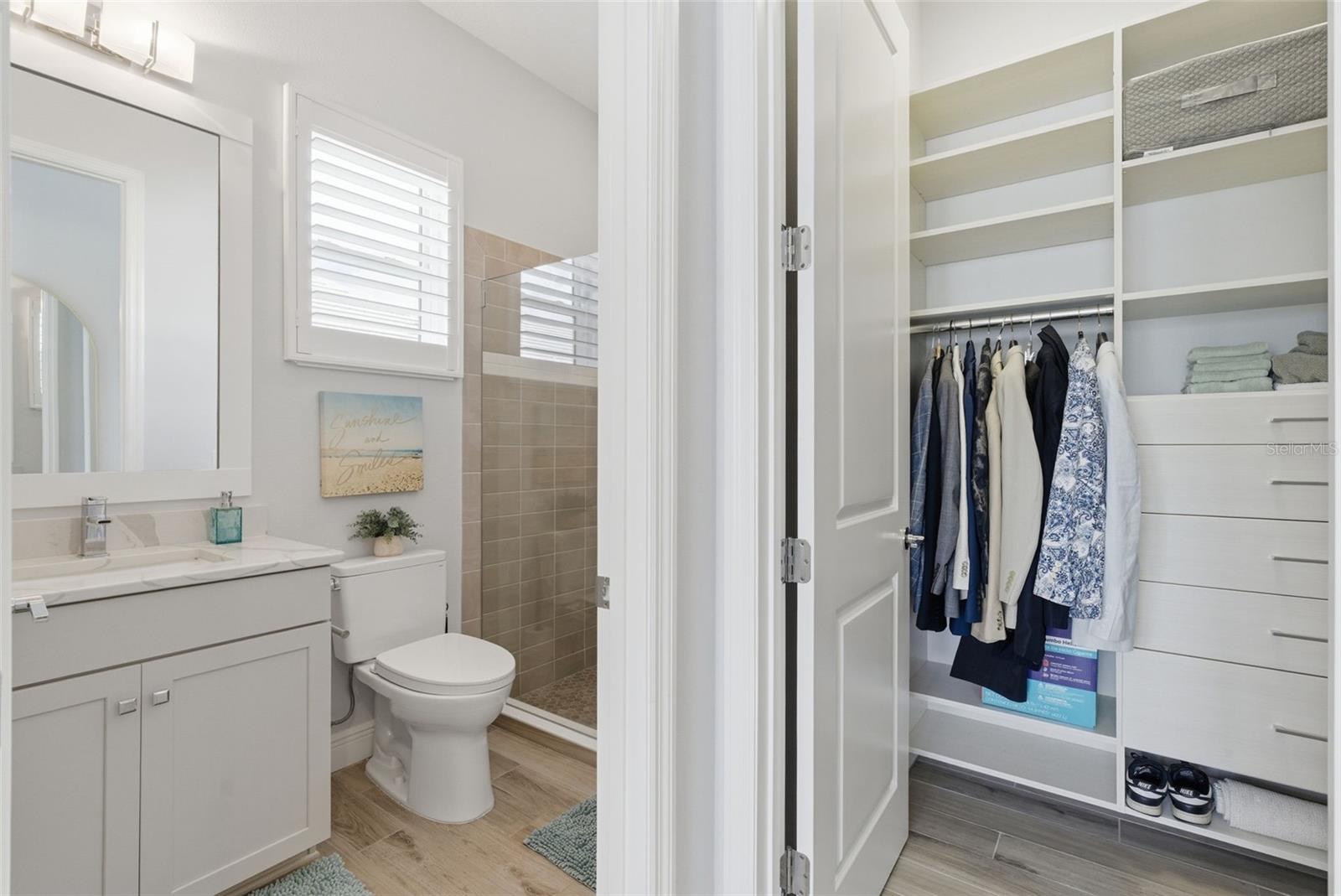 Image 28 of 46 For 8245 Grande Shores Drive