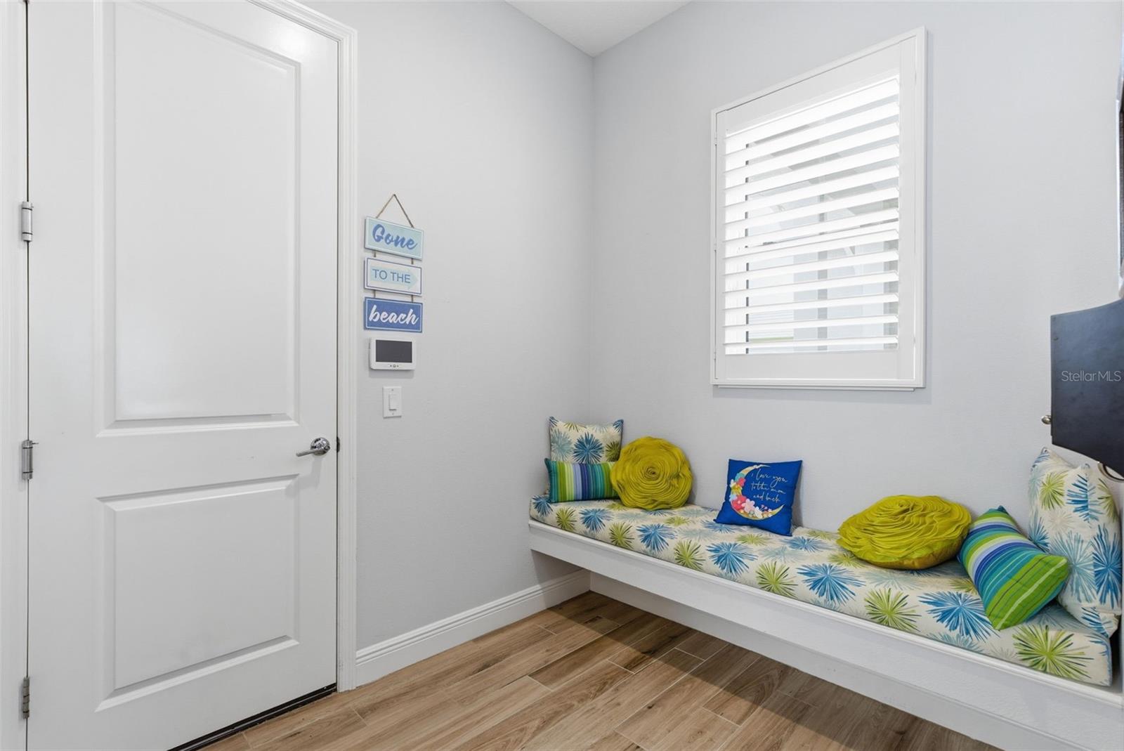 Image 32 of 46 For 8245 Grande Shores Drive