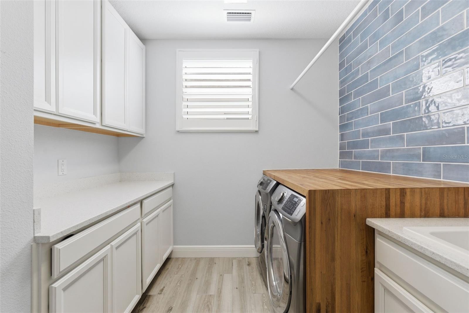 Image 33 of 46 For 8245 Grande Shores Drive