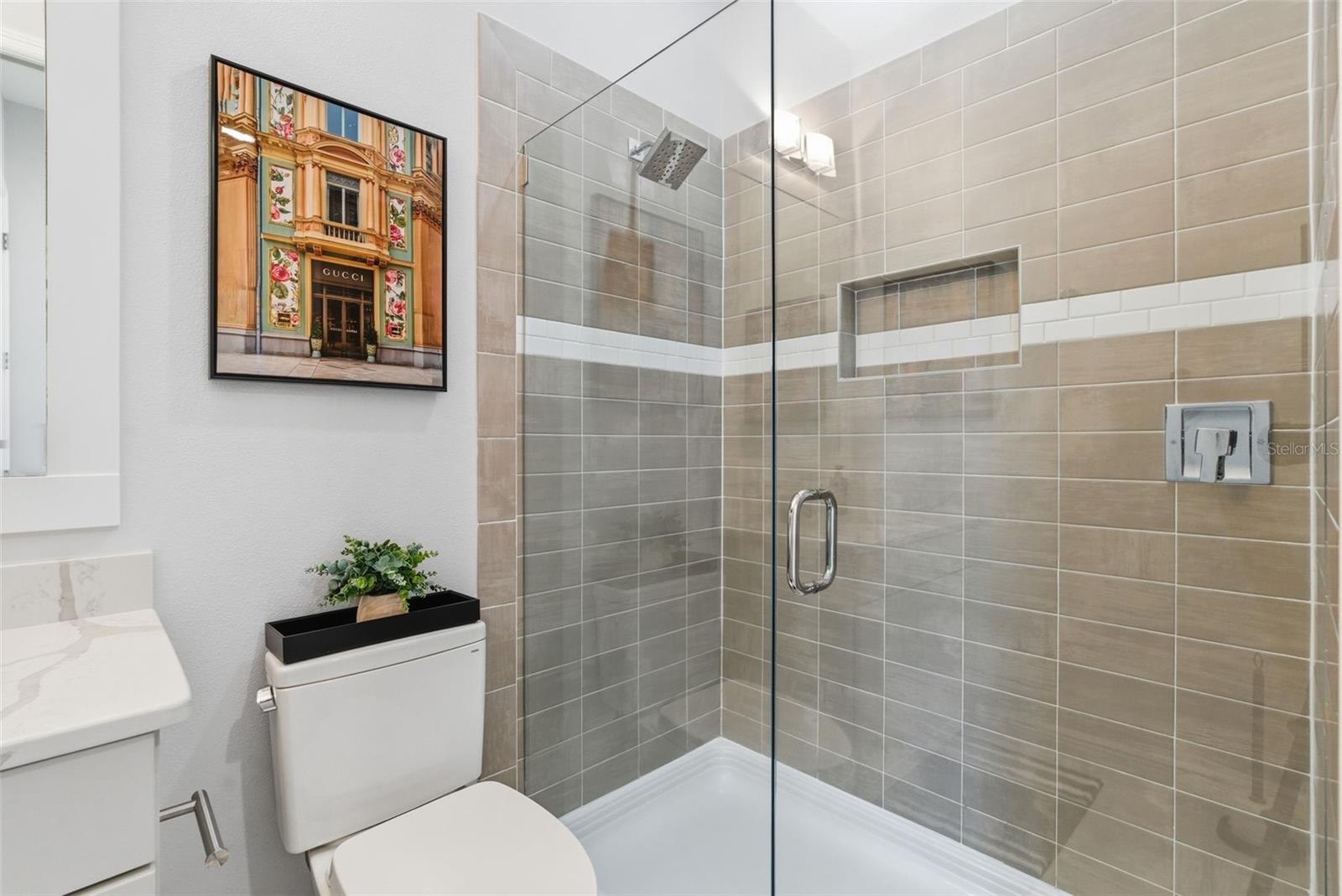 Image 39 of 46 For 8245 Grande Shores Drive