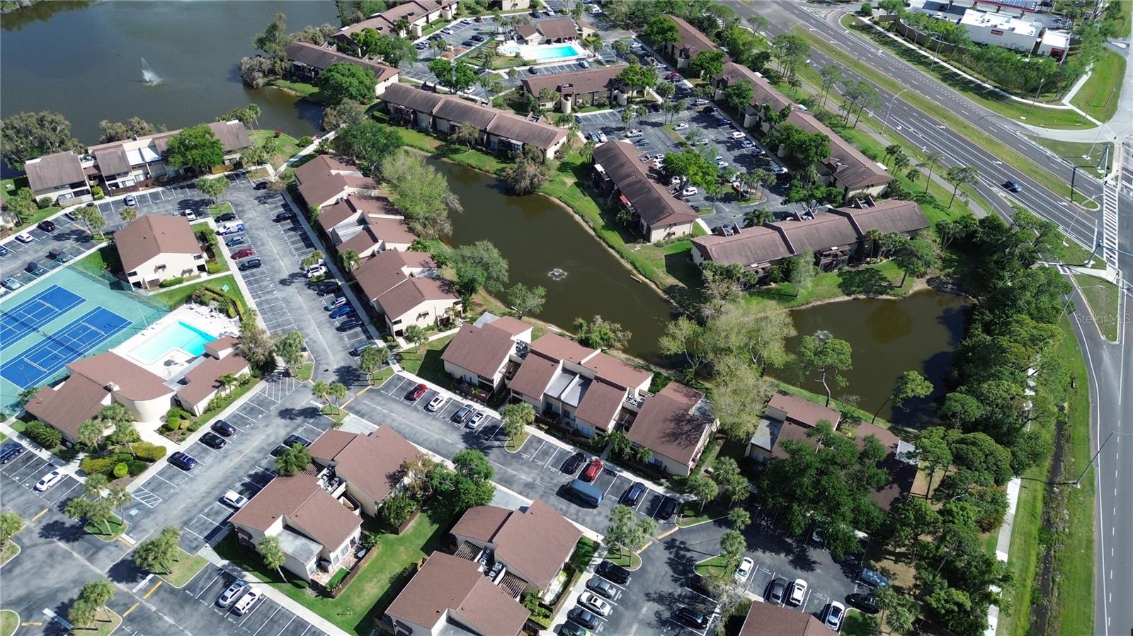 Image 30 of 31 For 870 Village Lake Terrace N 101