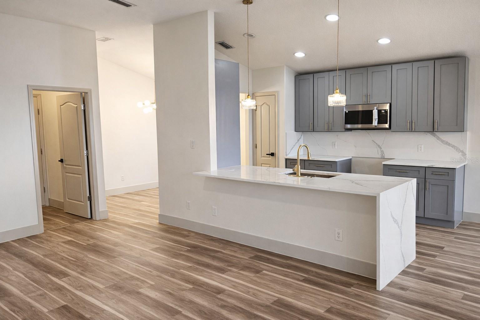 Image 3 of 19 For 4501 Arizona Sun Court