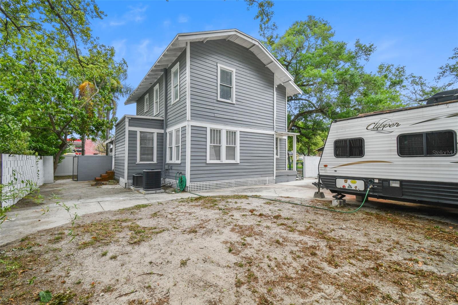 Image 37 of 44 For 6810 Navin Avenue