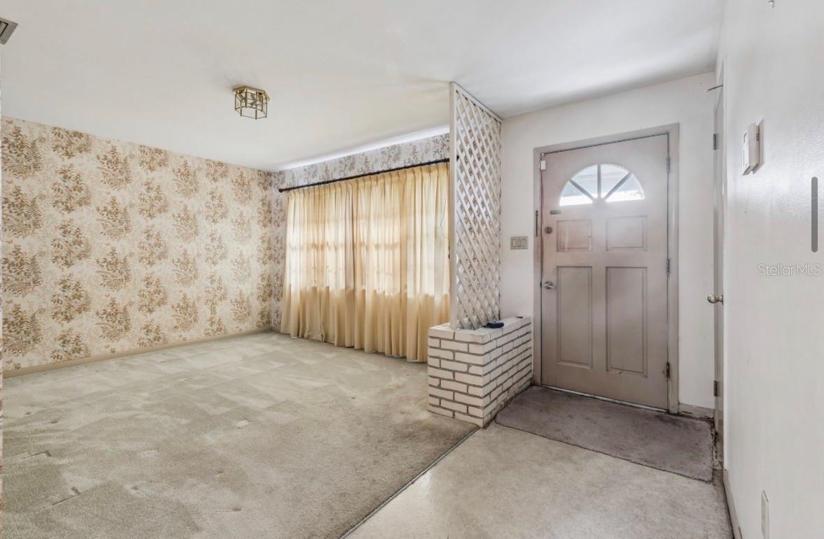 Image 15 of 52 For 4524 Golfwood Boulevard