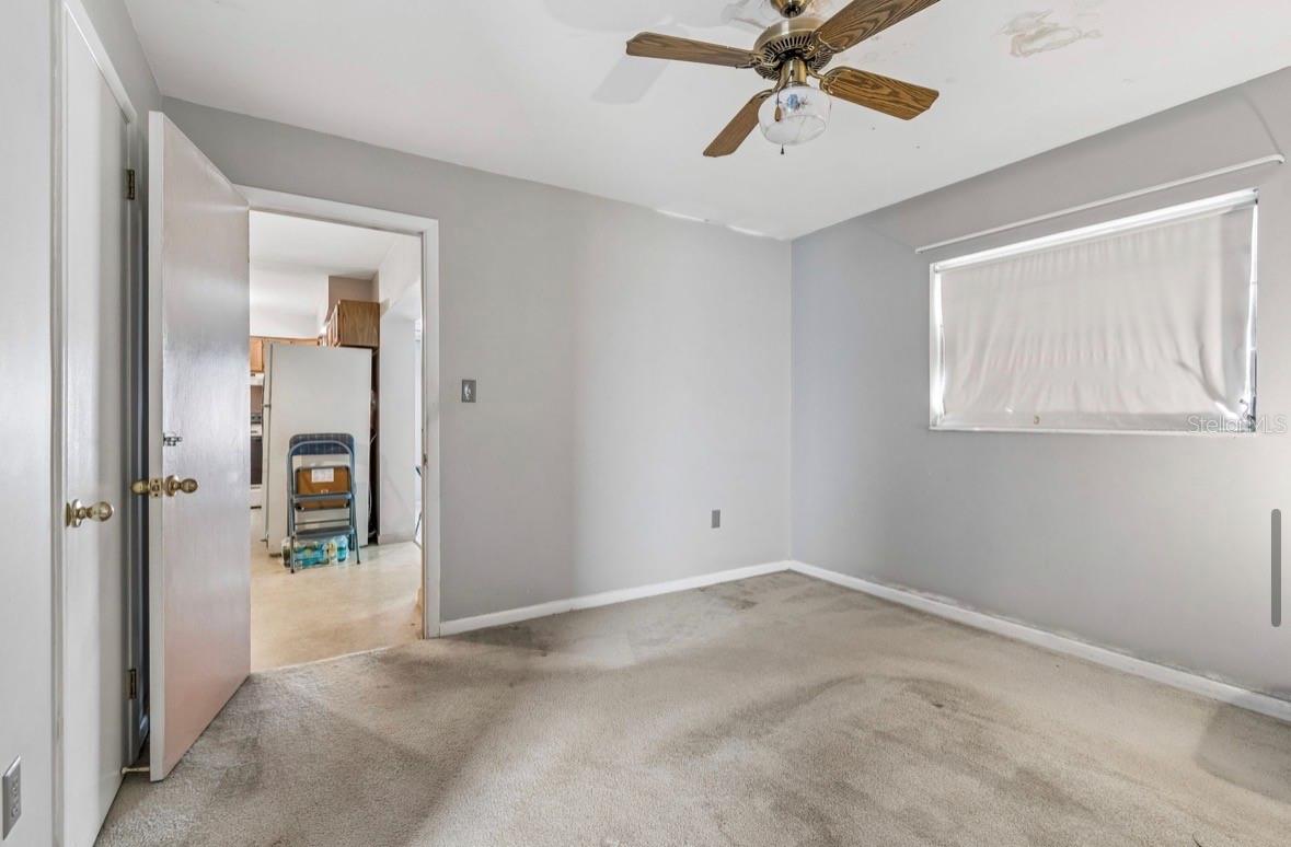 Image 22 of 52 For 4524 Golfwood Boulevard