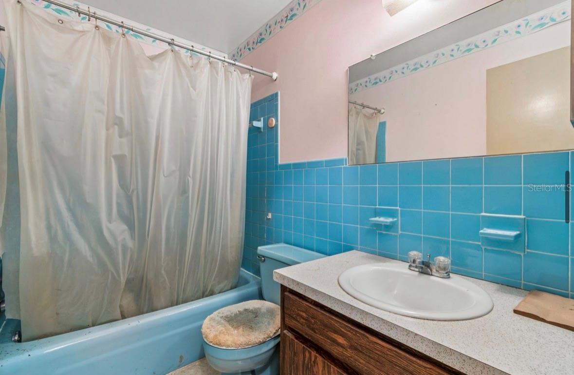 Image 30 of 52 For 4524 Golfwood Boulevard