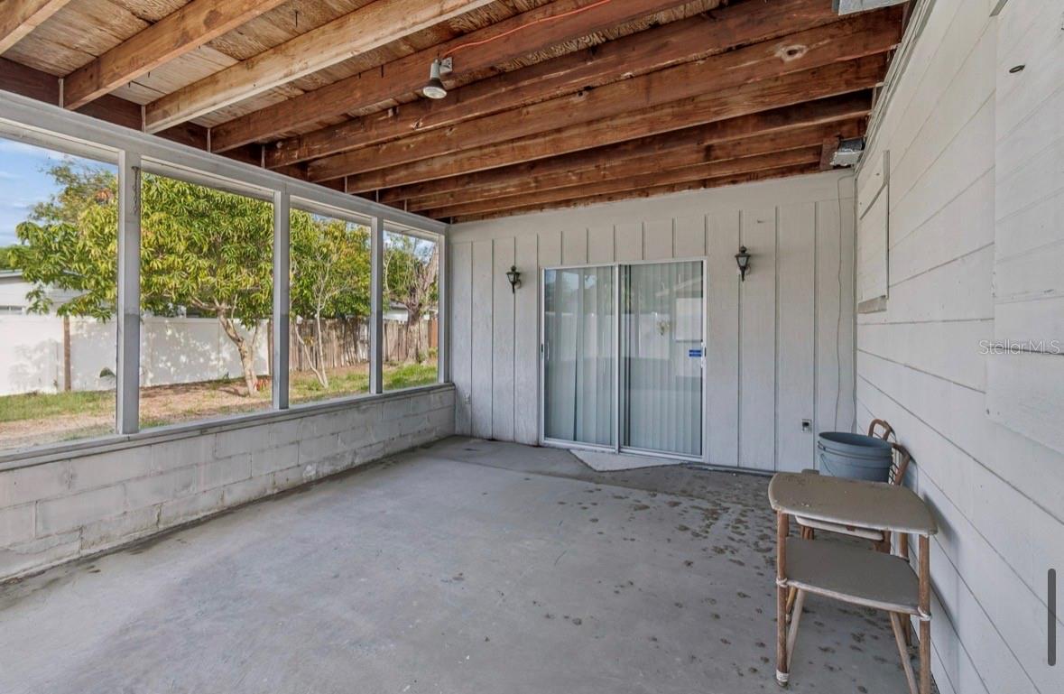 Image 35 of 52 For 4524 Golfwood Boulevard