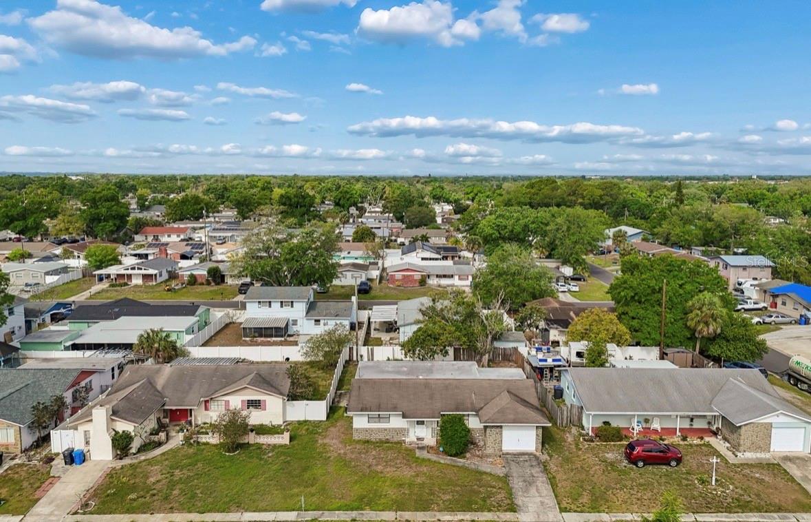 Image 48 of 52 For 4524 Golfwood Boulevard