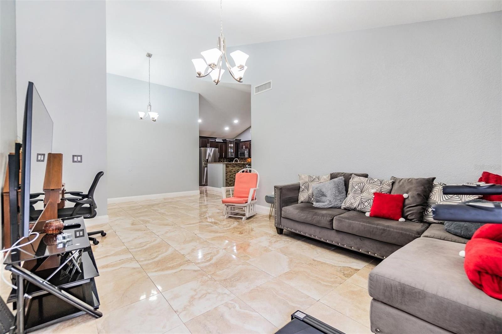 Image 10 of 33 For 5923 Bitterwood Court