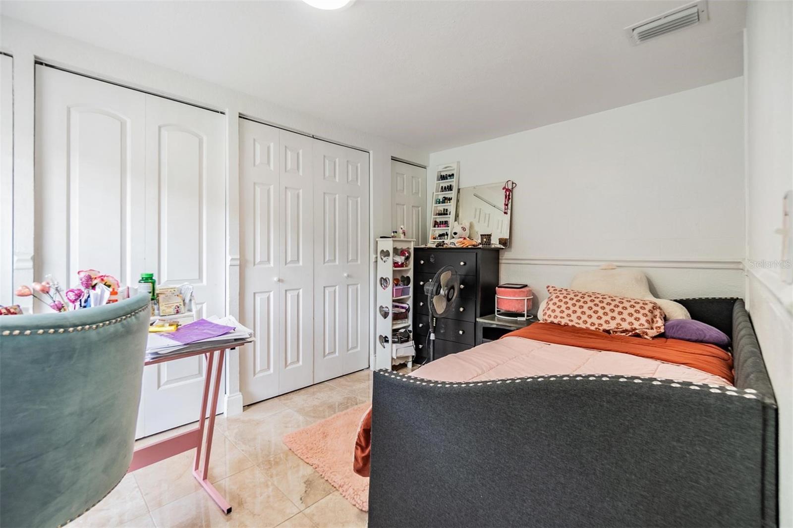 Image 15 of 33 For 5923 Bitterwood Court