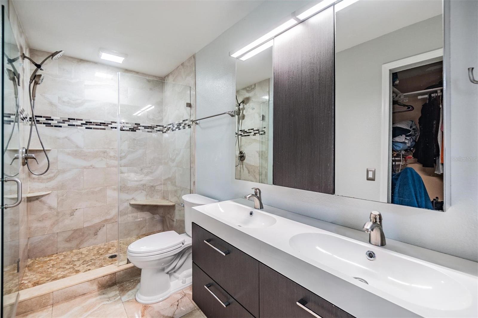 Image 17 of 33 For 5923 Bitterwood Court