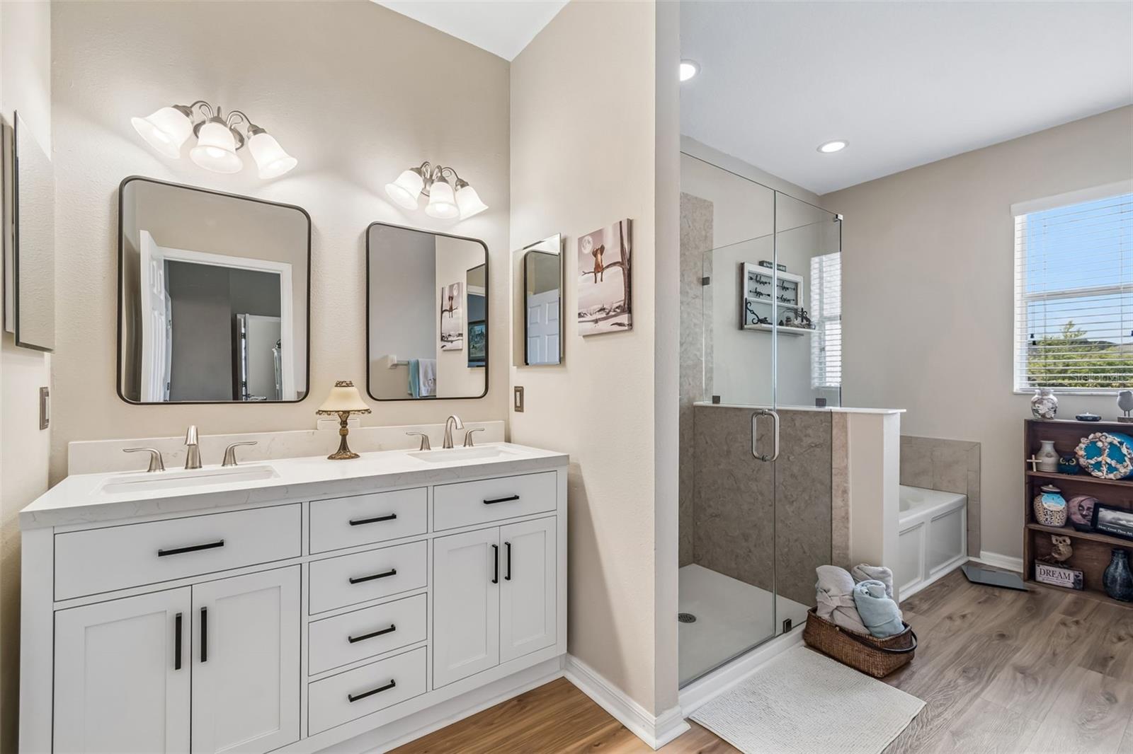 Image 24 of 100 For 19110 Sunset Bay Drive