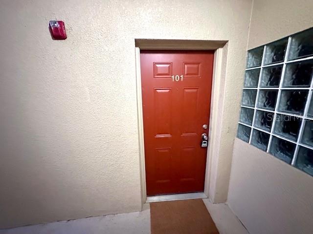 Image 4 of 19 For 9520 Amberdale Court 101