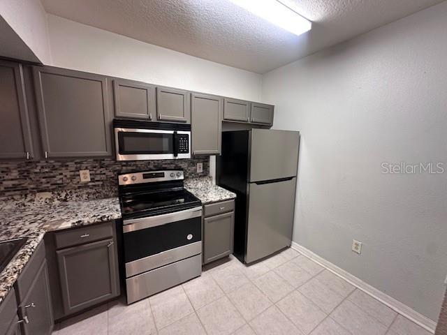 Image 6 of 19 For 9520 Amberdale Court 101