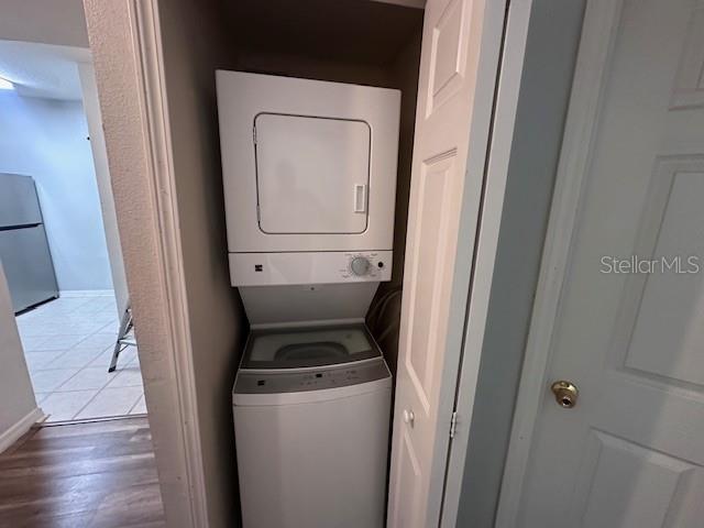 Image 7 of 19 For 9520 Amberdale Court 101