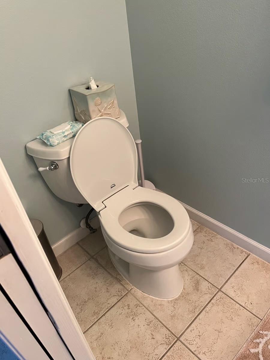 Image 10 of 34 For 828 Padua Lane