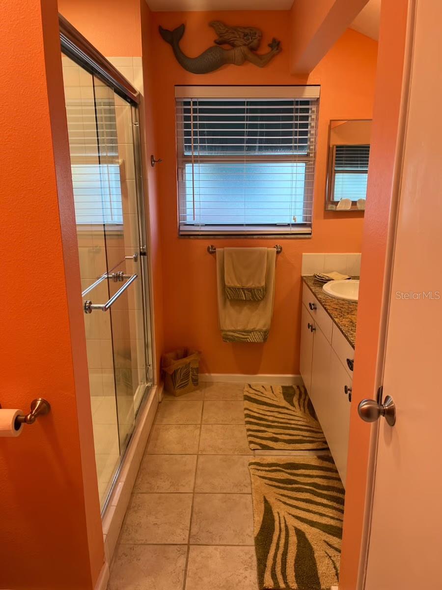 Image 17 of 34 For 828 Padua Lane