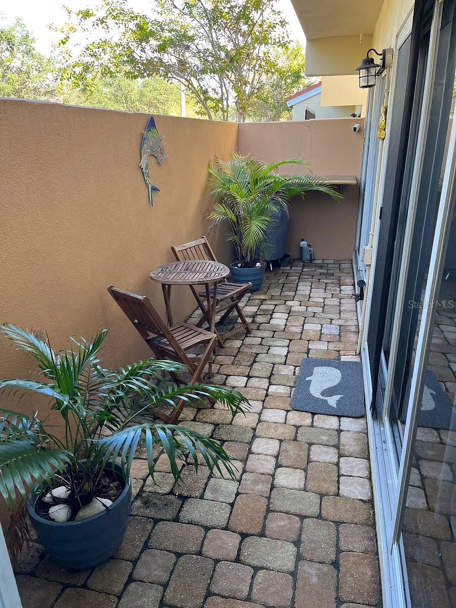 Image 25 of 34 For 828 Padua Lane