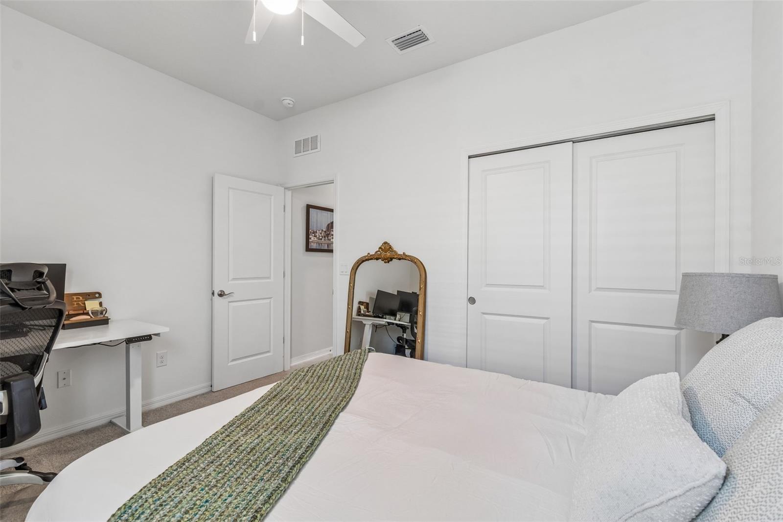 Listing photo id 21 for 20121 Azul Marble Loop