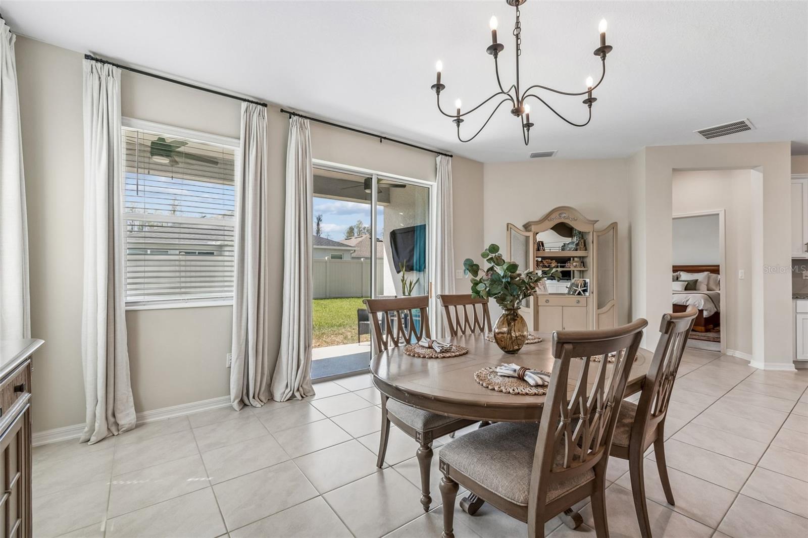 Listing photo id 32 for 20121 Azul Marble Loop