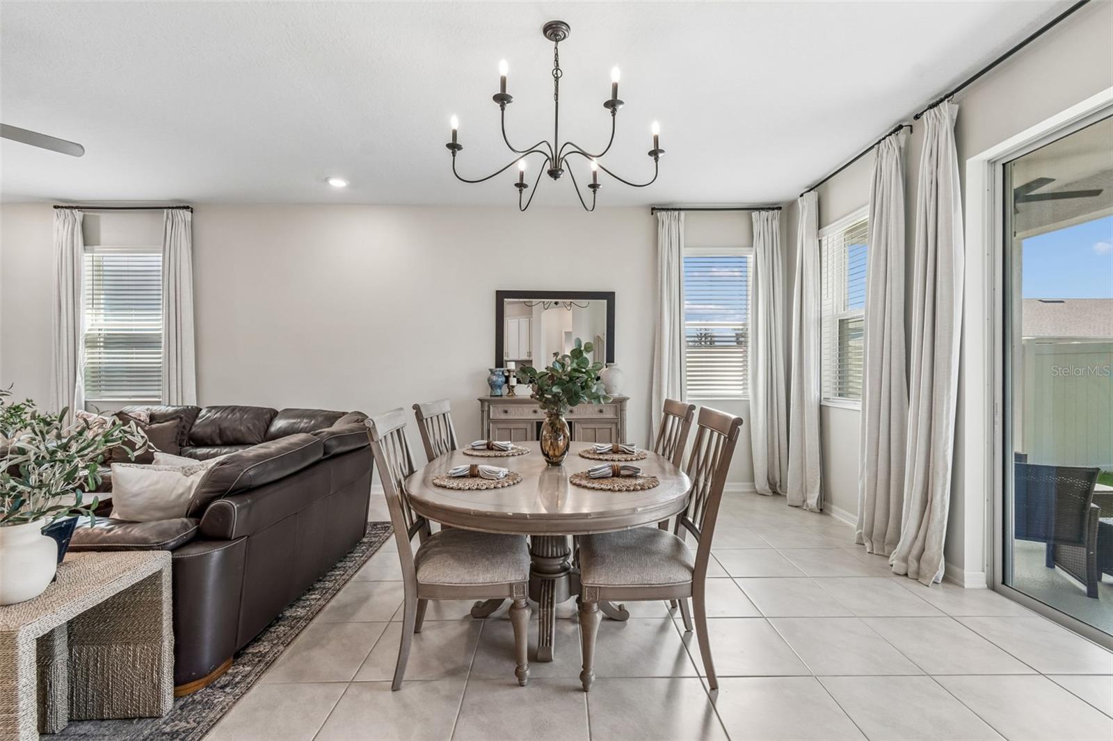 Listing photo id 33 for 20121 Azul Marble Loop