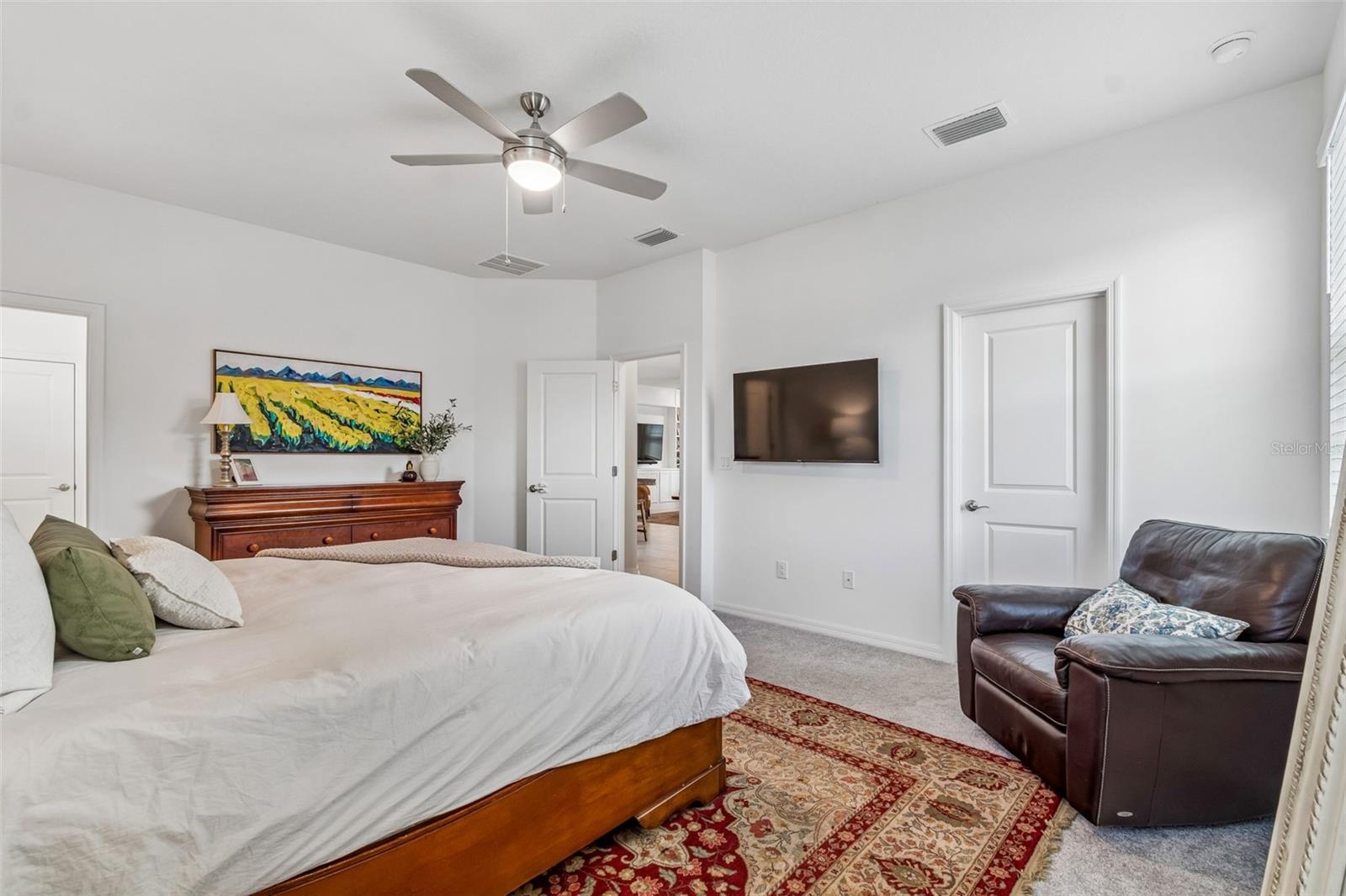 Listing photo id 40 for 20121 Azul Marble Loop