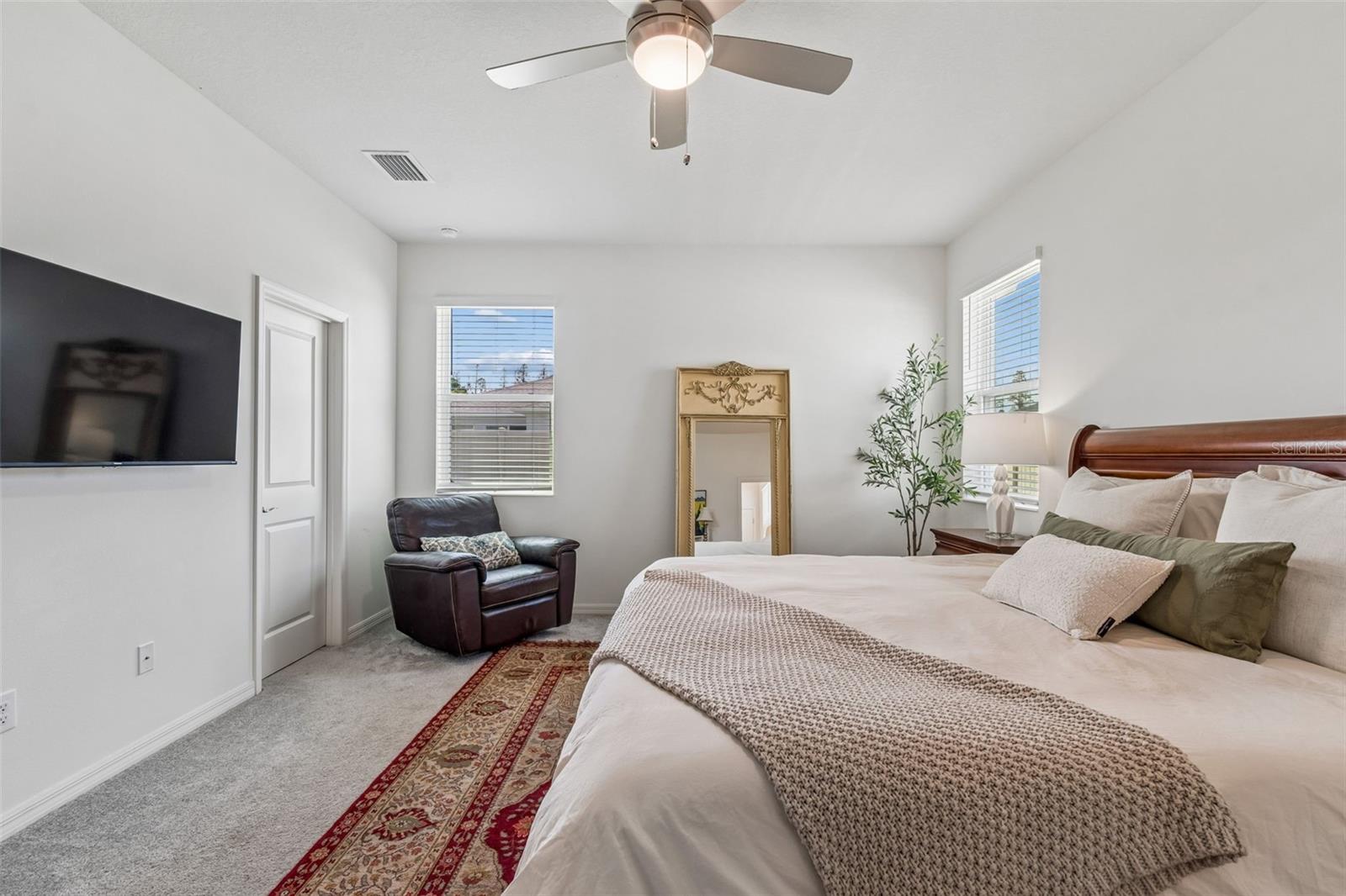 Listing photo id 41 for 20121 Azul Marble Loop