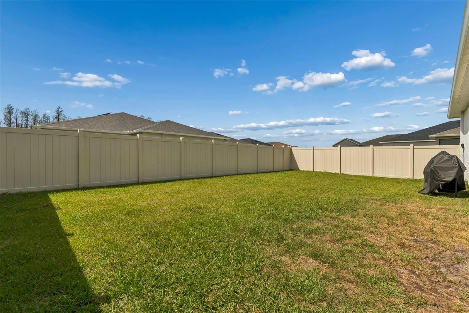 Listing photo id 48 for 20121 Azul Marble Loop