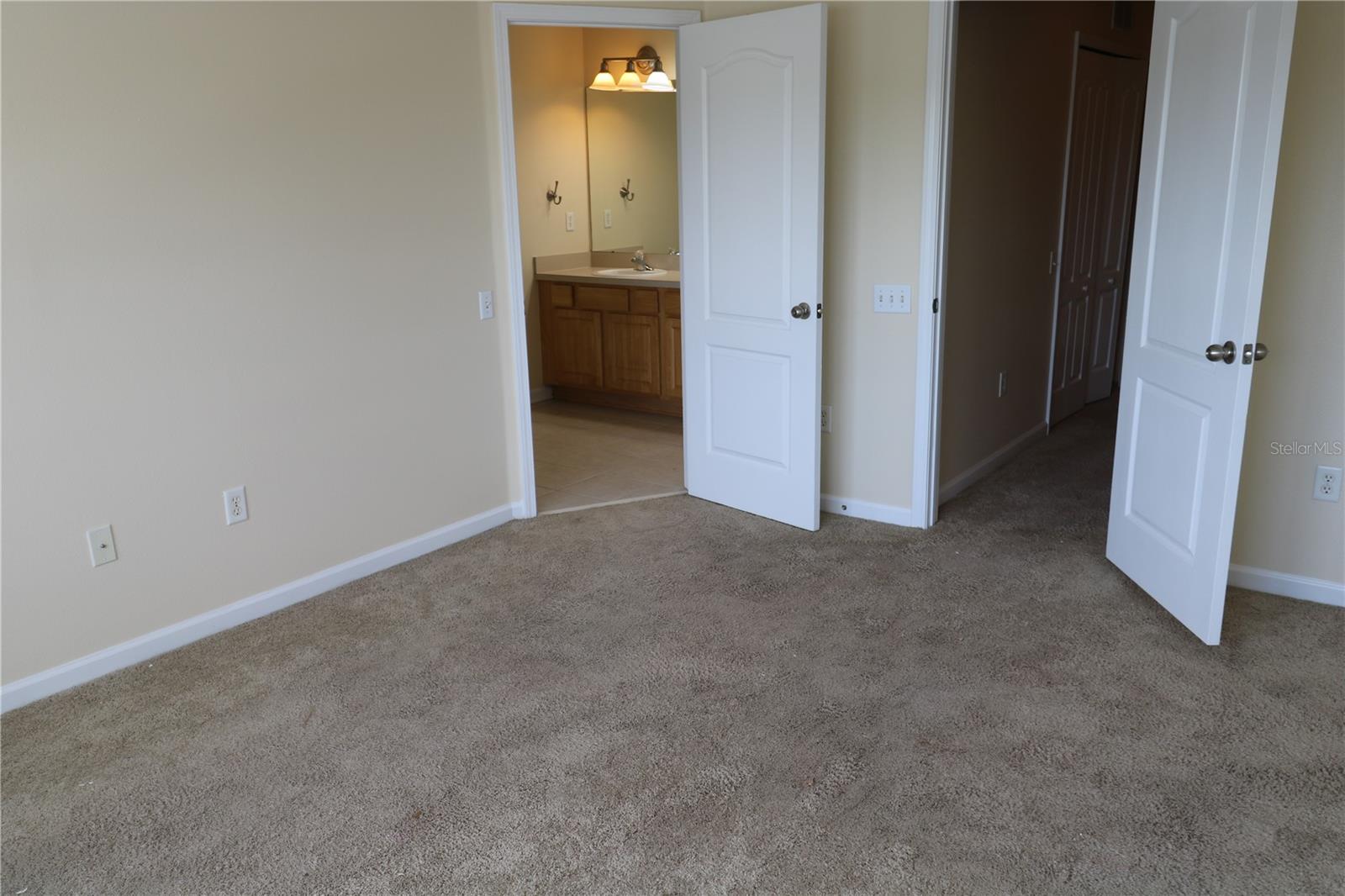 Image 22 of 33 For 10165 Haverhill Ridge Drive