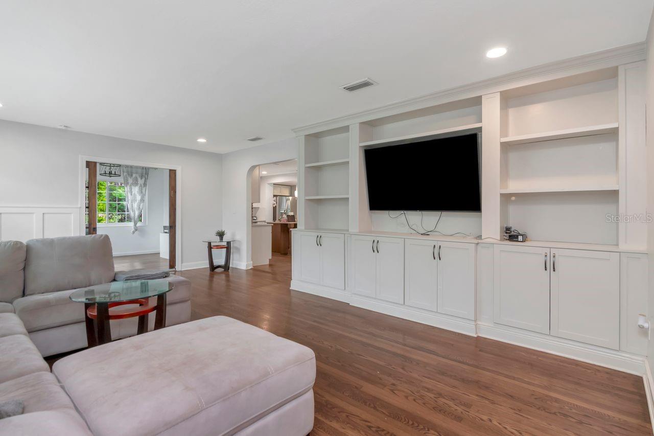 Image 26 of 77 For 37420 Meridian Avenue