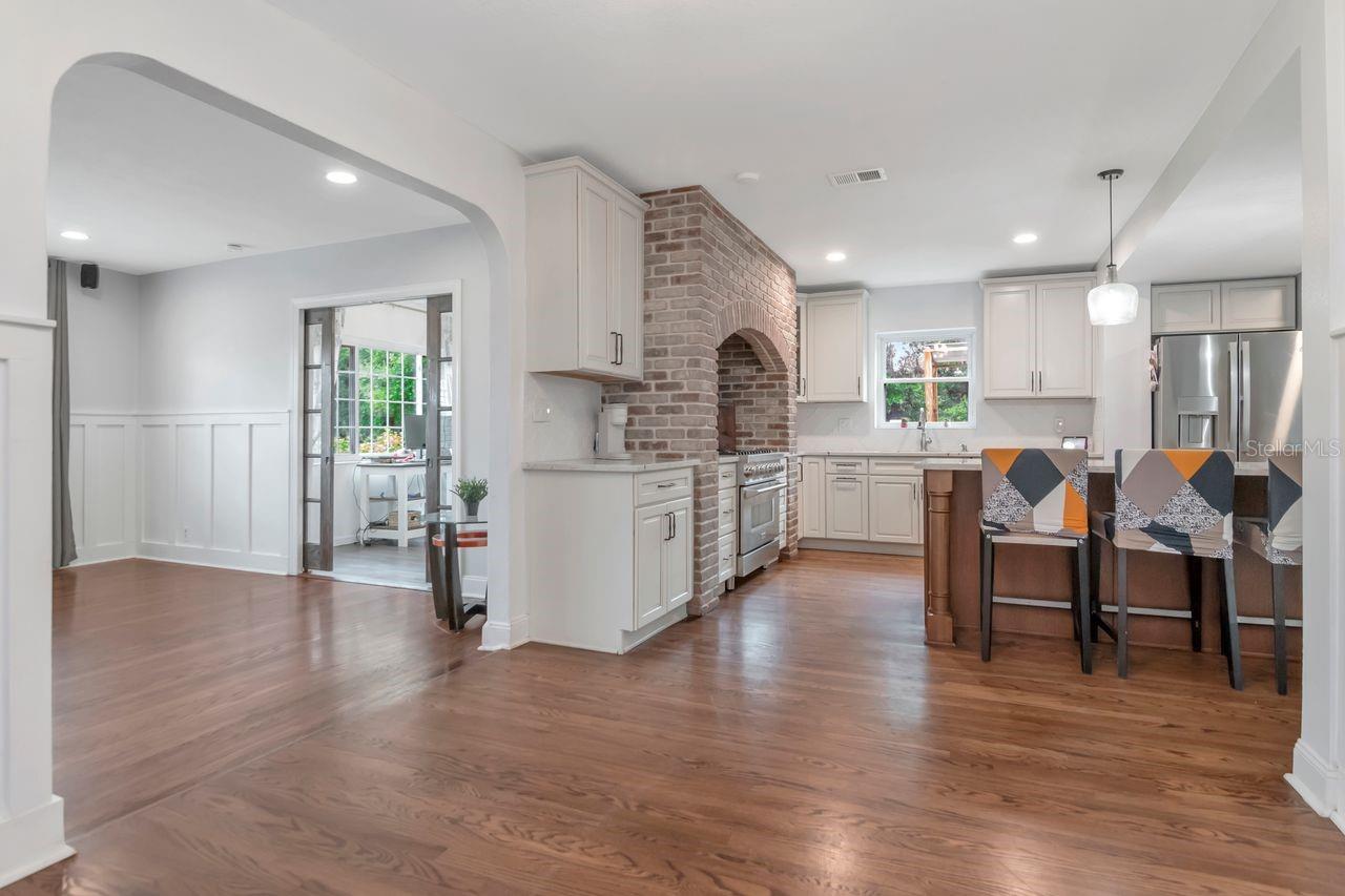 Image 31 of 77 For 37420 Meridian Avenue