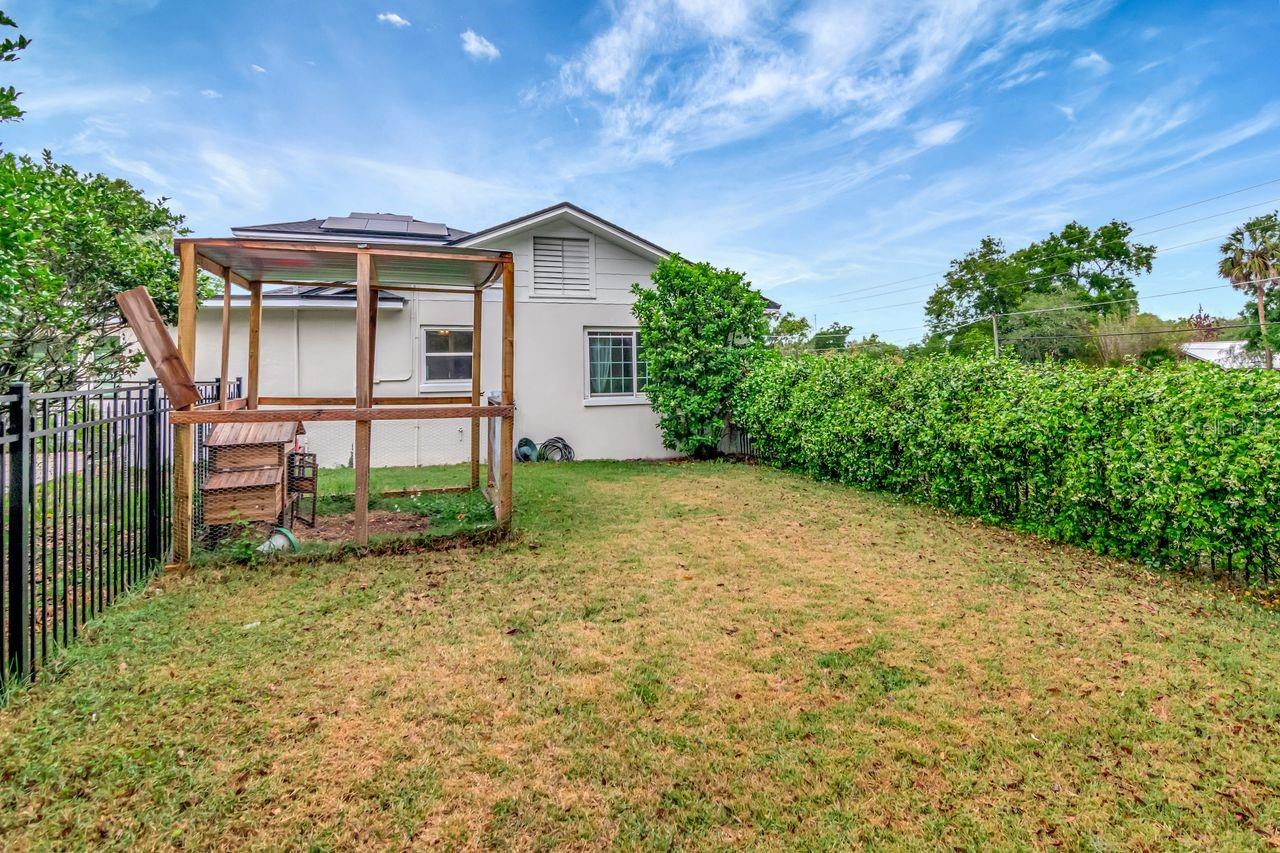 Image 53 of 77 For 37420 Meridian Avenue