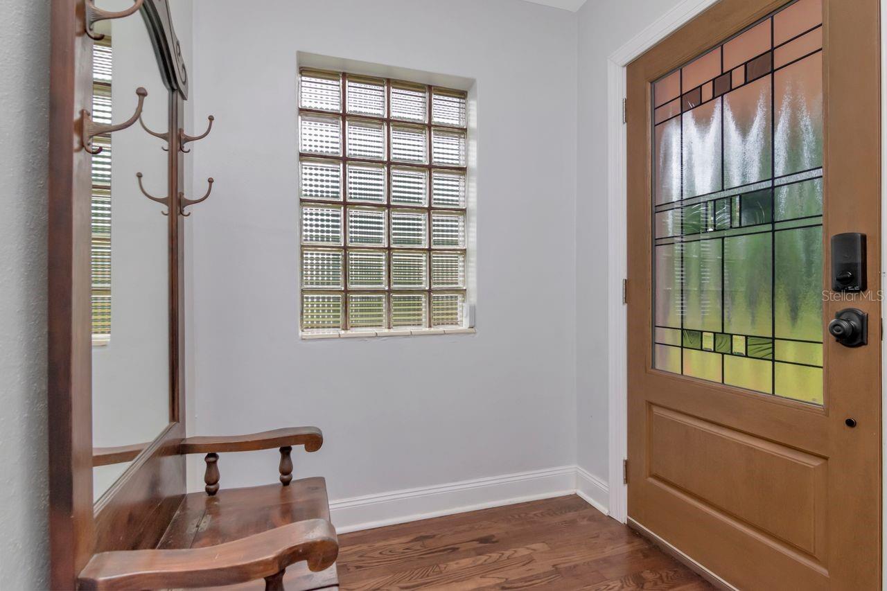 Image 9 of 77 For 37420 Meridian Avenue