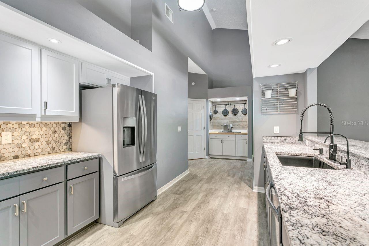 Image 14 of 87 For 4506 Country Gate Court