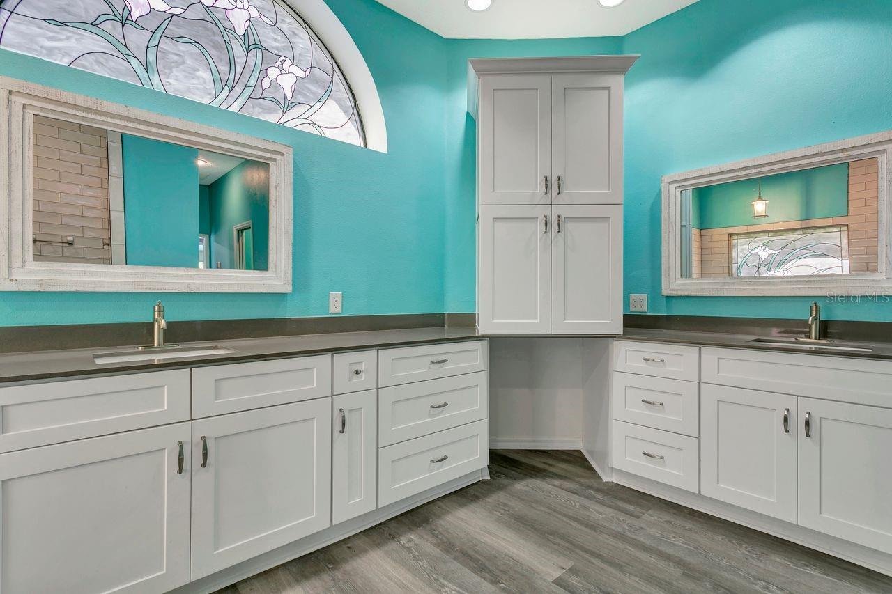 Image 28 of 87 For 4506 Country Gate Court