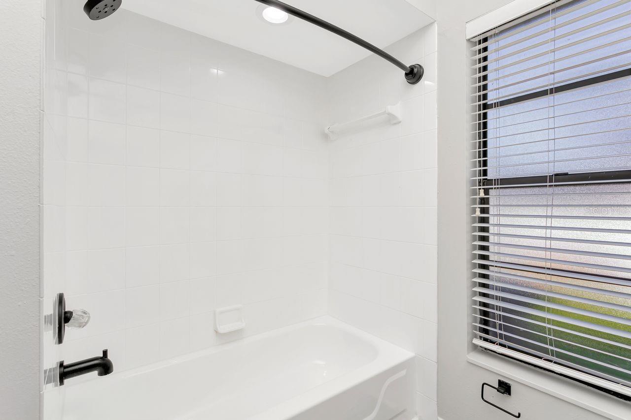 Image 32 of 87 For 4506 Country Gate Court