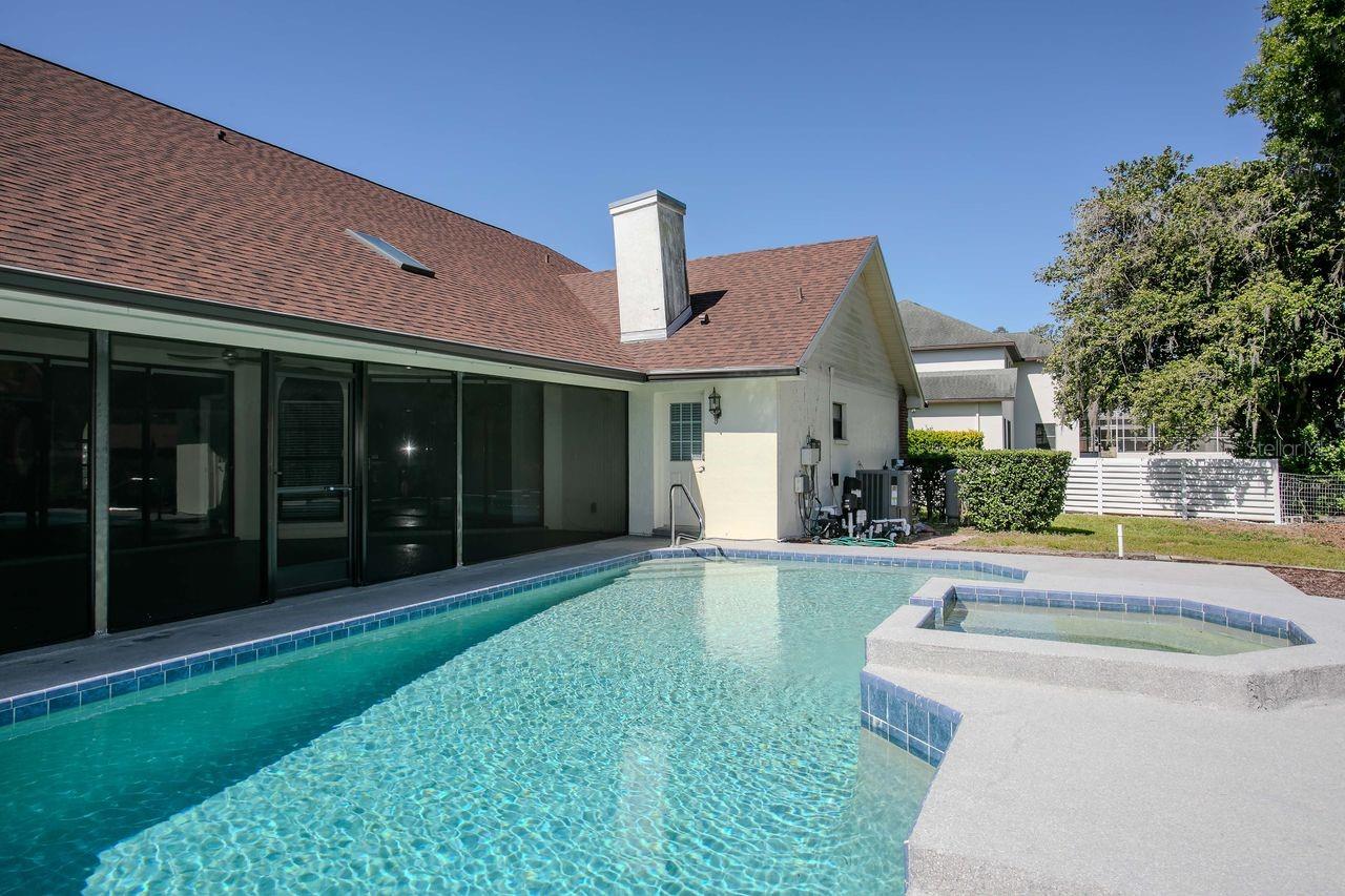 Image 47 of 87 For 4506 Country Gate Court