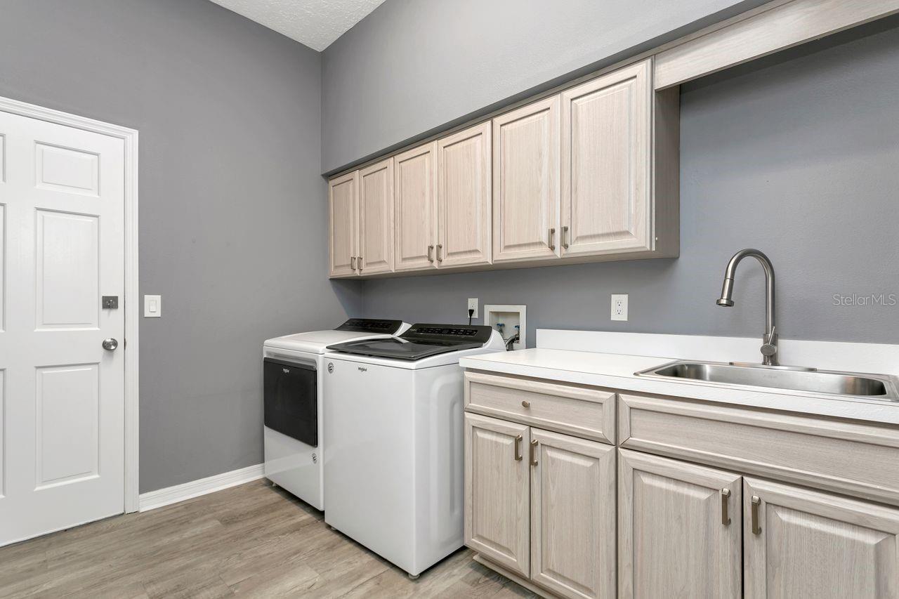 Image 52 of 87 For 4506 Country Gate Court