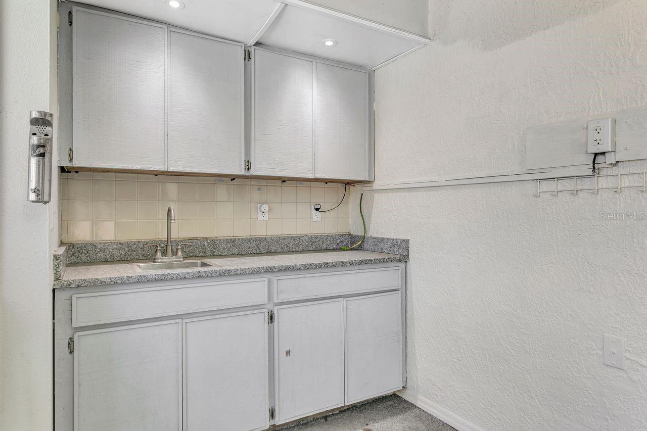 Image 53 of 87 For 4506 Country Gate Court