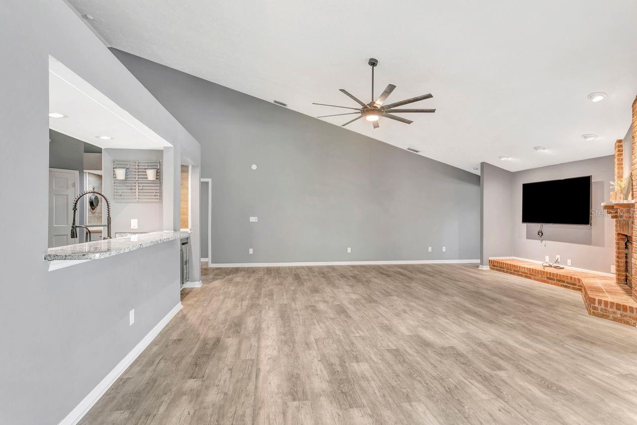 Image 9 of 87 For 4506 Country Gate Court