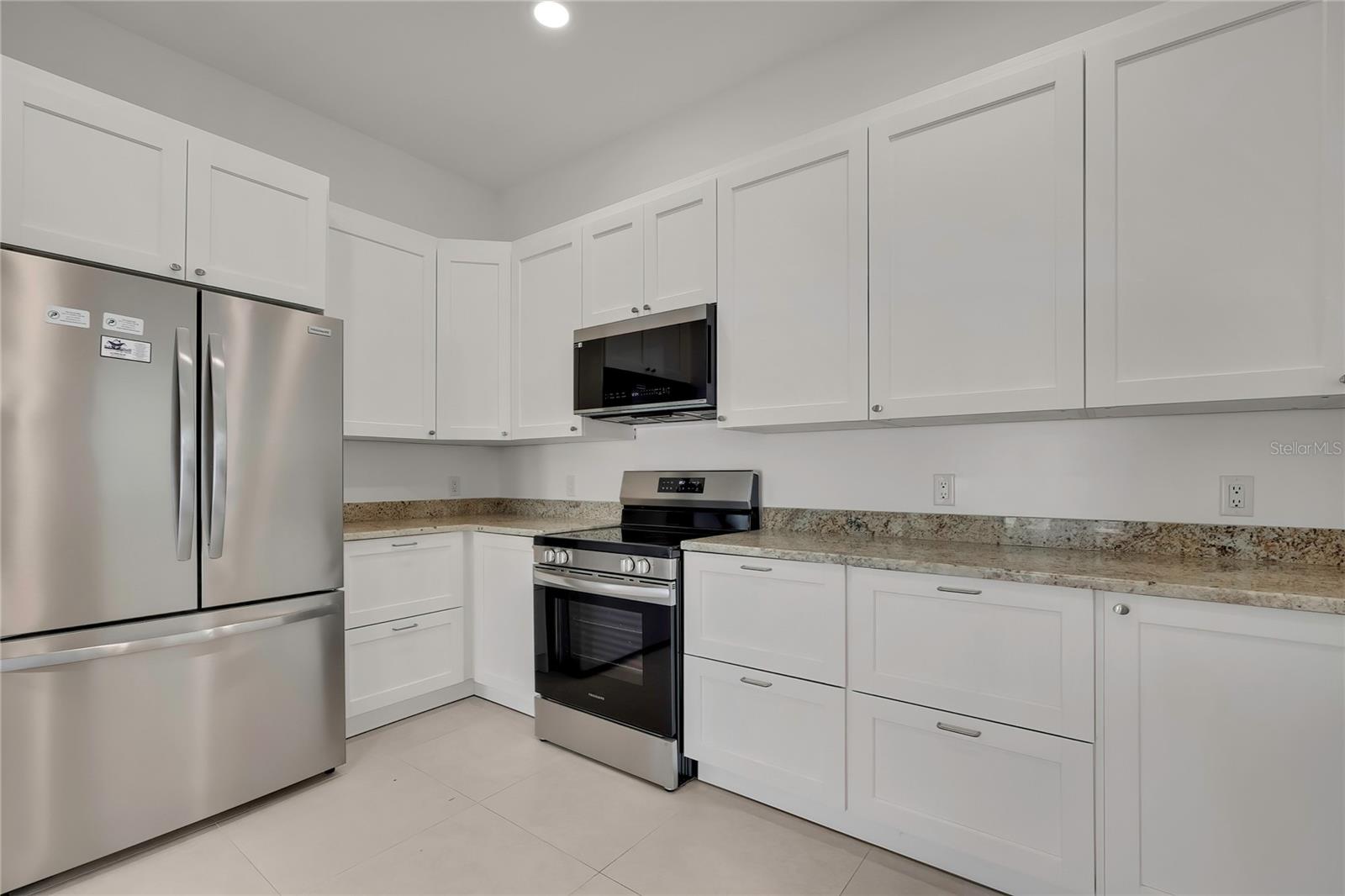 Image 13 of 31 For 18405 30th Street