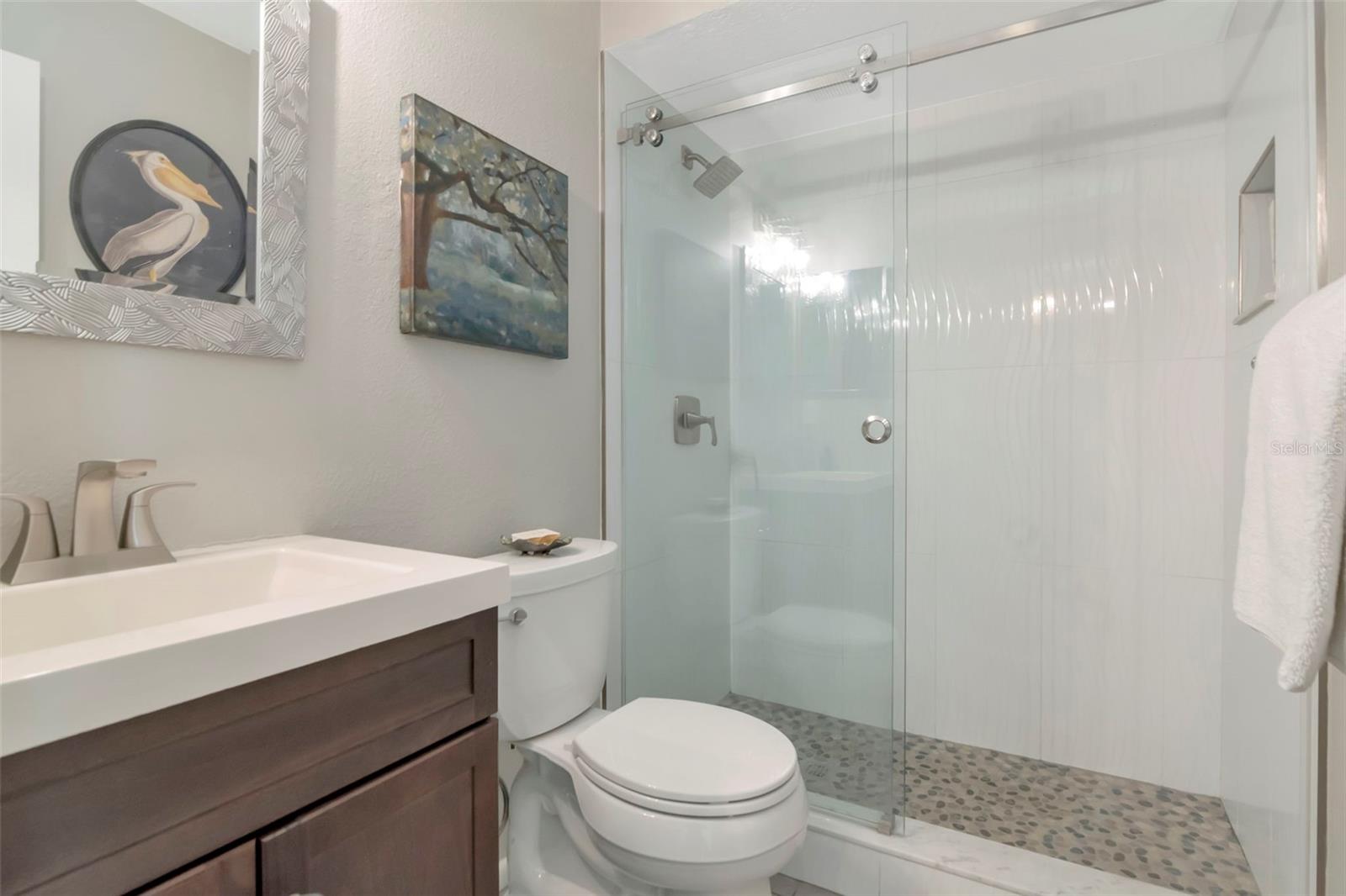 Image 16 of 31 For 484 Santa Cruz Place Ne H