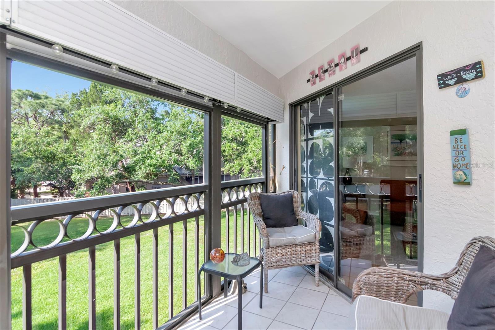 Image 18 of 31 For 484 Santa Cruz Place Ne H