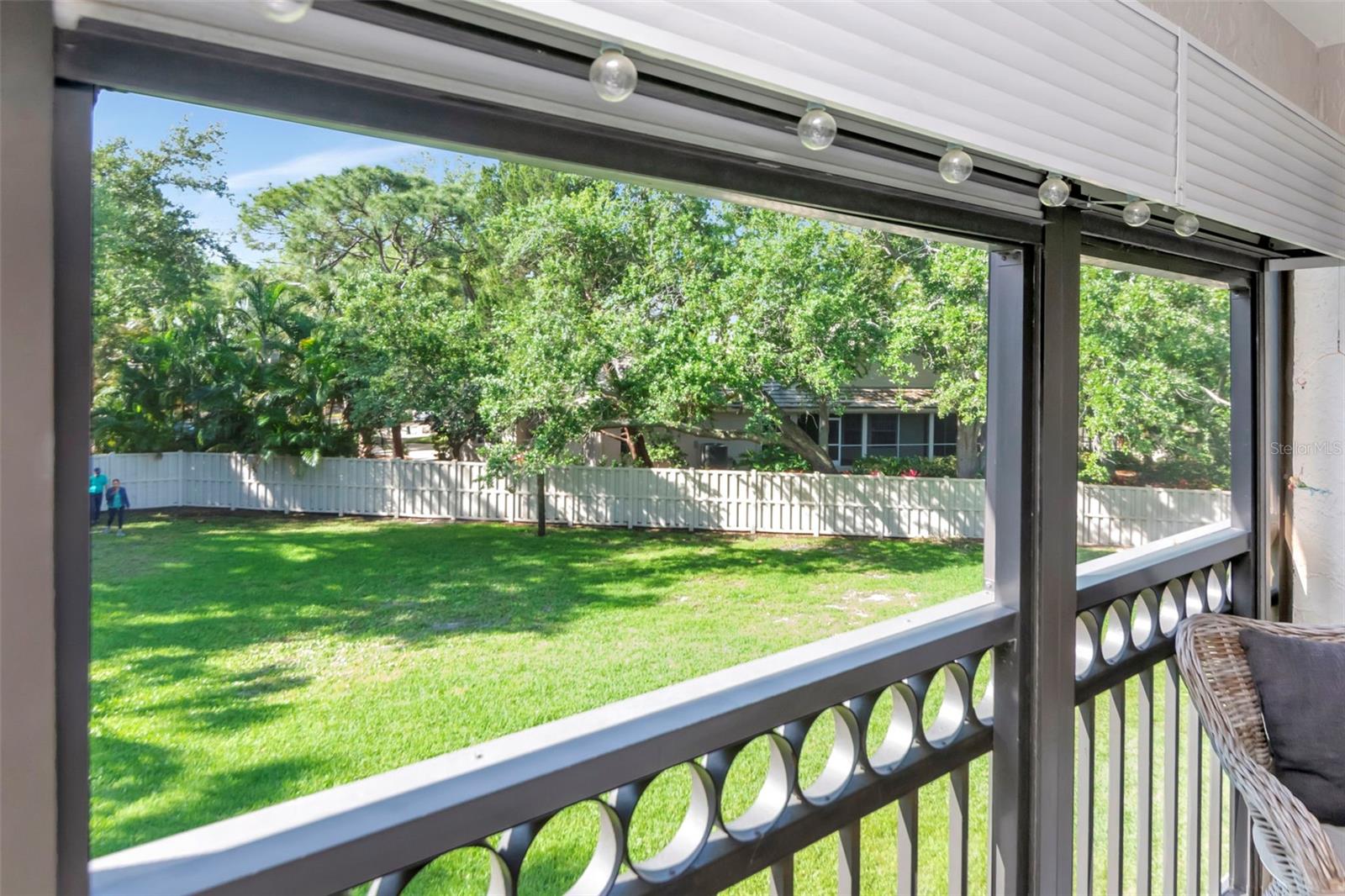 Image 20 of 31 For 484 Santa Cruz Place Ne H