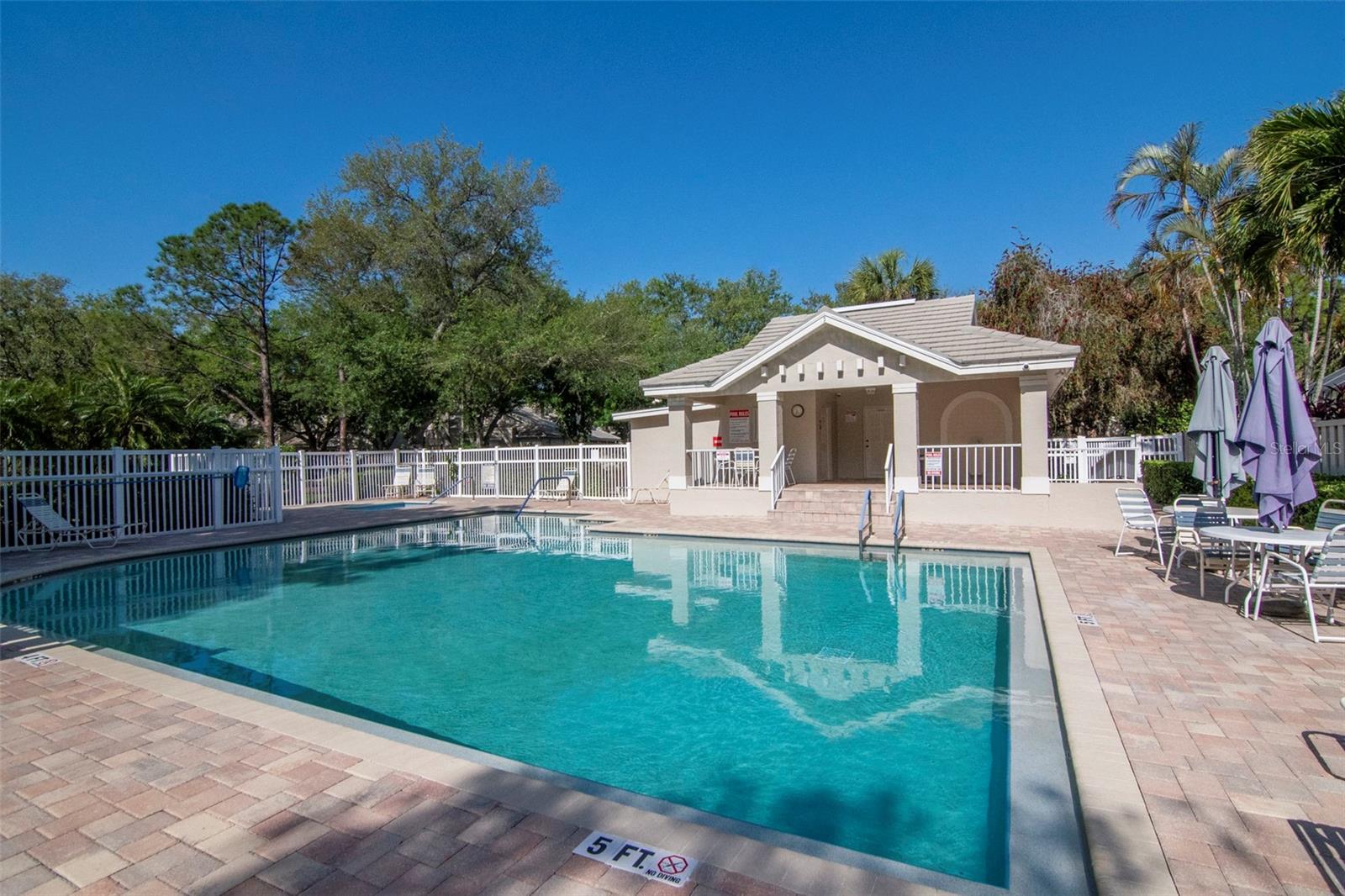 Image 26 of 31 For 484 Santa Cruz Place Ne H