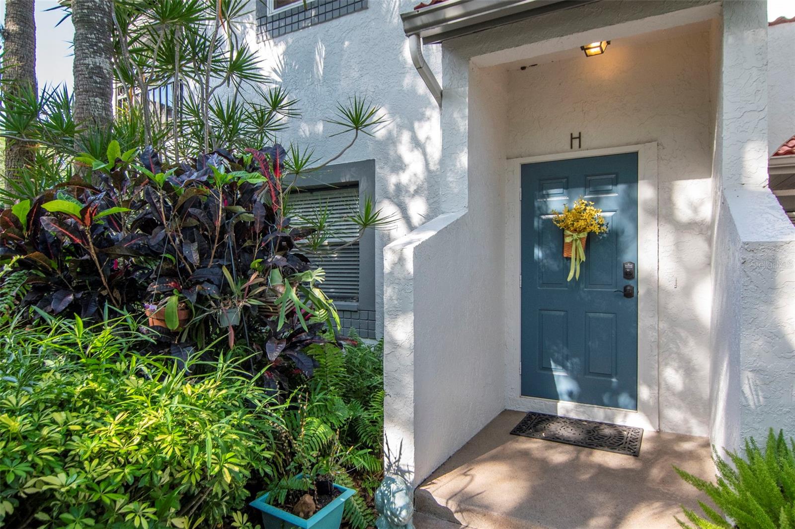 Image 27 of 31 For 484 Santa Cruz Place Ne H